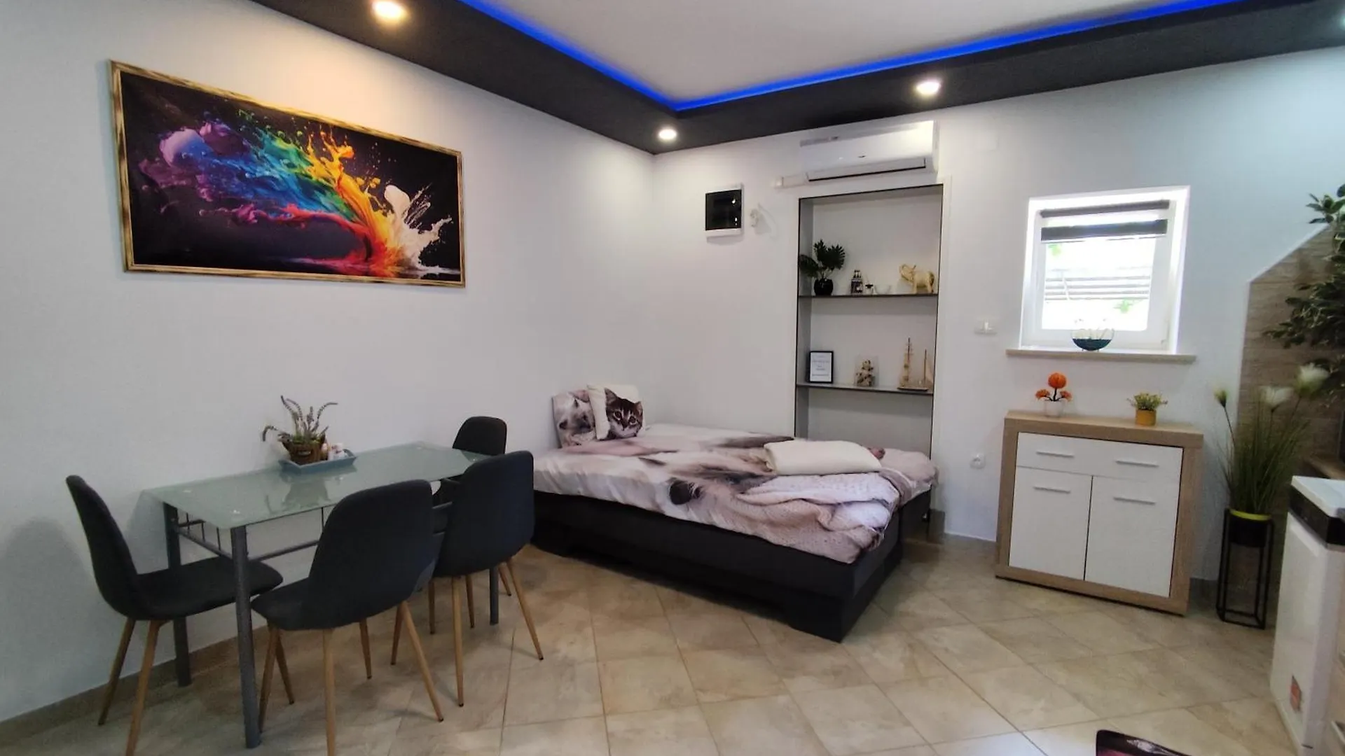 Family Friendly Apartments With A Swimming Pool Sveti Martin, Central Istria - Sredisnja Istra - 23295 لابين